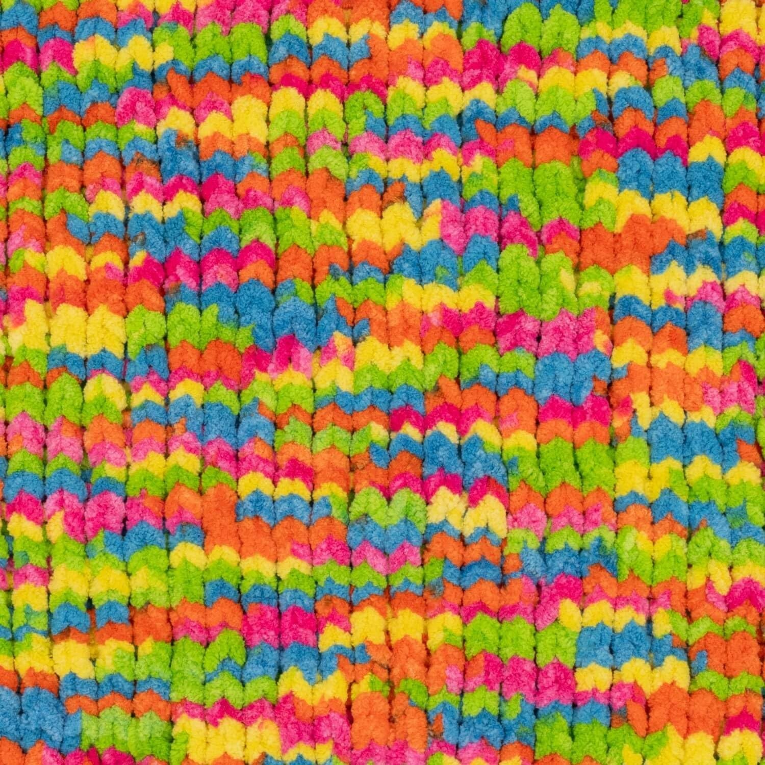 image:imageLion Brand Yarn Cover Story Favorite Blanket Yarn for Knitting and Crochet 223 Yards Lullaby 1 PackFrizzle