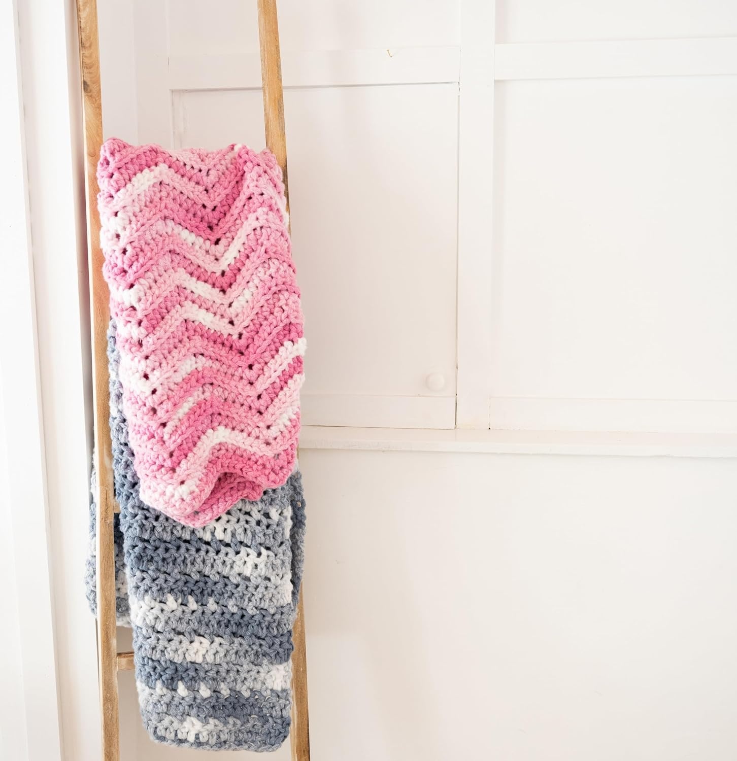 image:imageLion Brand Yarn Cover Story Chainette Blanket Yarn Lime 1 Pack